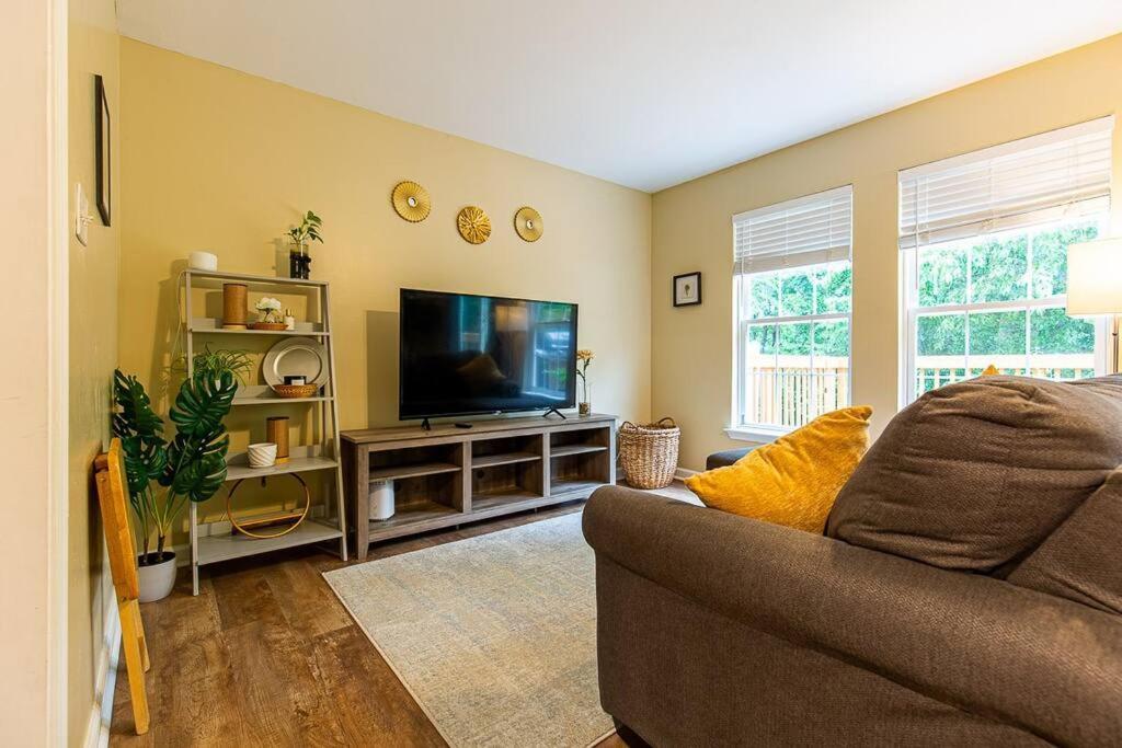 The Nest At Harmony Woods: Lux Dc Getaway + Office Villa Germantown Buitenkant foto